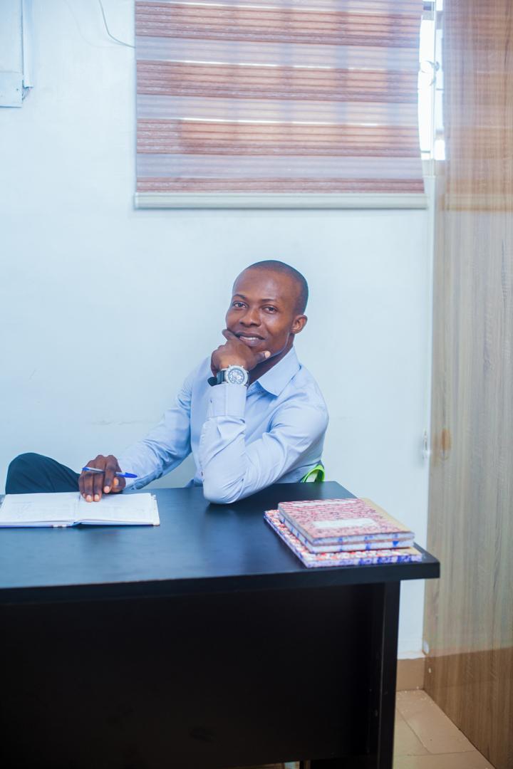 Mr Emmanuel Ekene Jideuno